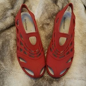 Barefooter cork shoes